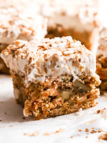 carrot cake blondies