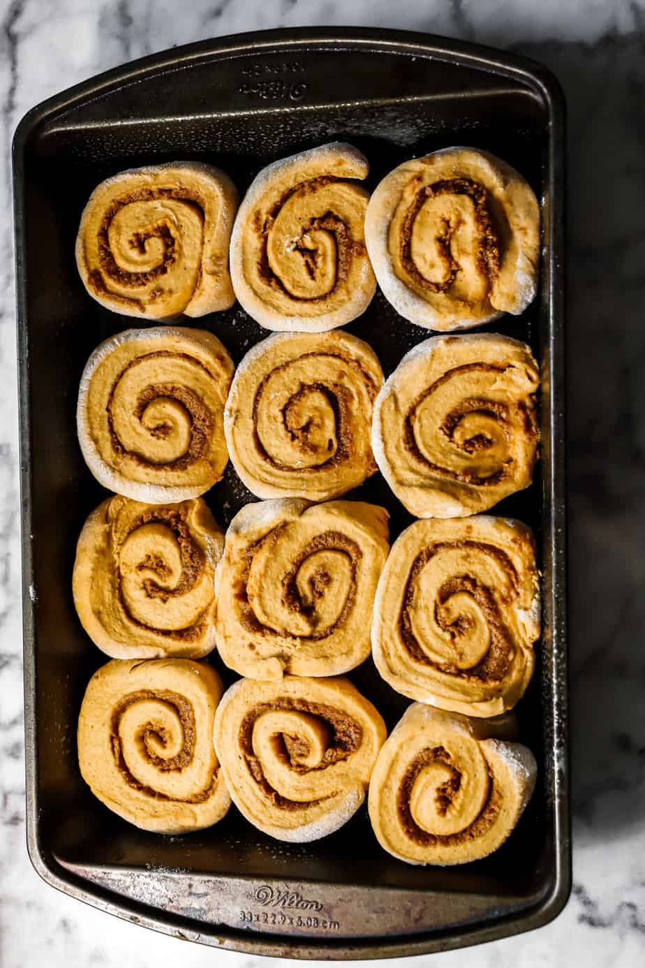 pre rise rolls in pan step 20