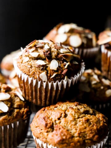 banana date muffins