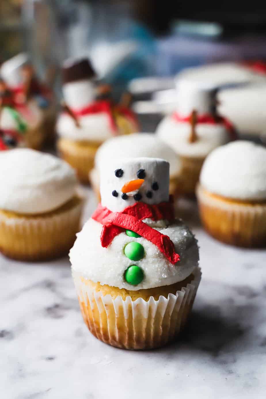 snowman cupcakes step 8