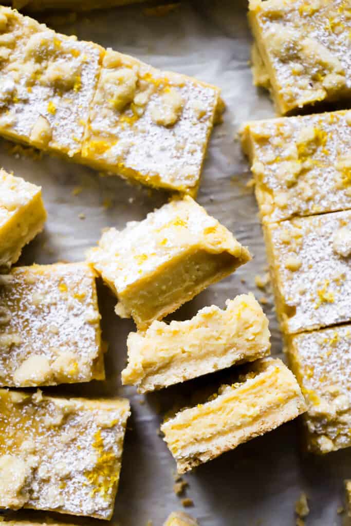 sliced lemon bars