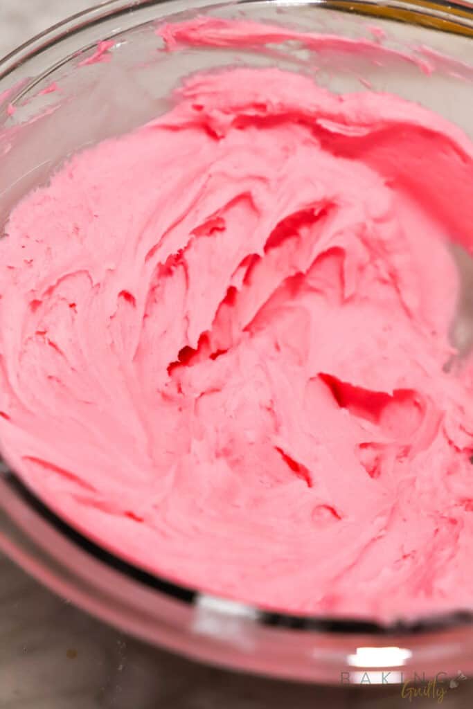 glinda pink buttercream