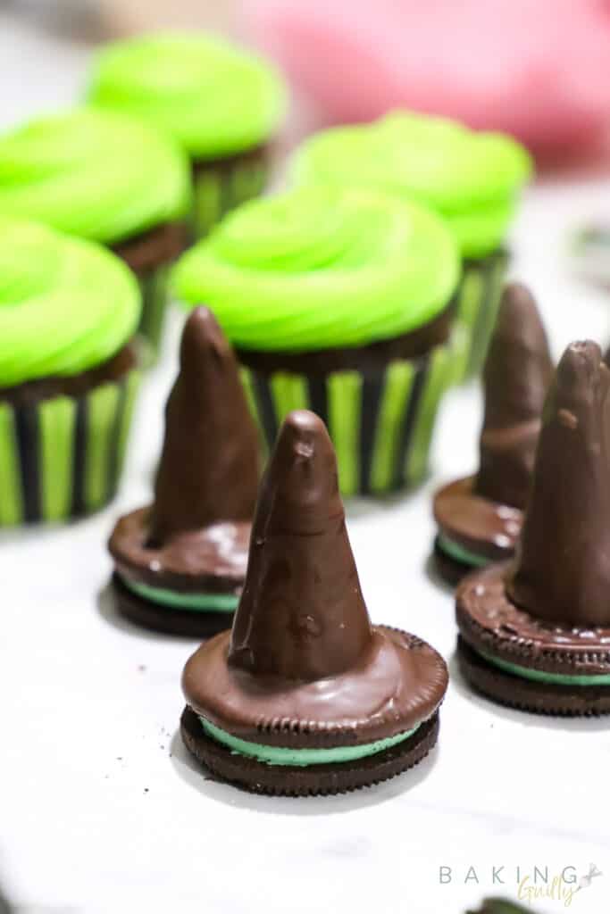 dessert witch hat for elphaba cupcakes